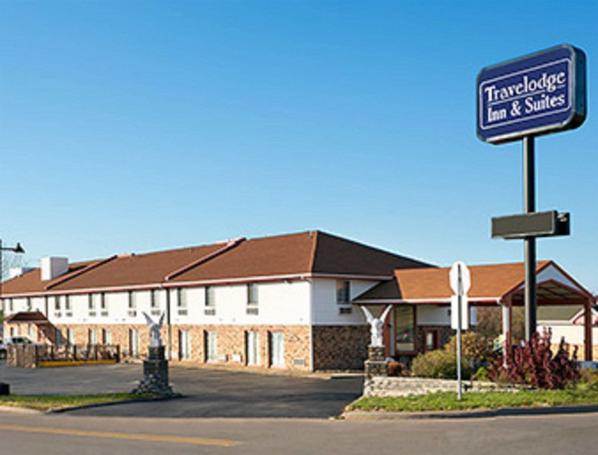 Travelodge Inn & Suites By Wyndham Muscatine Kültér fotó